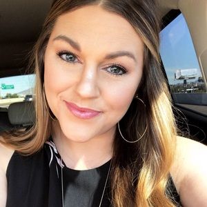 Meet your Posher, Shelby